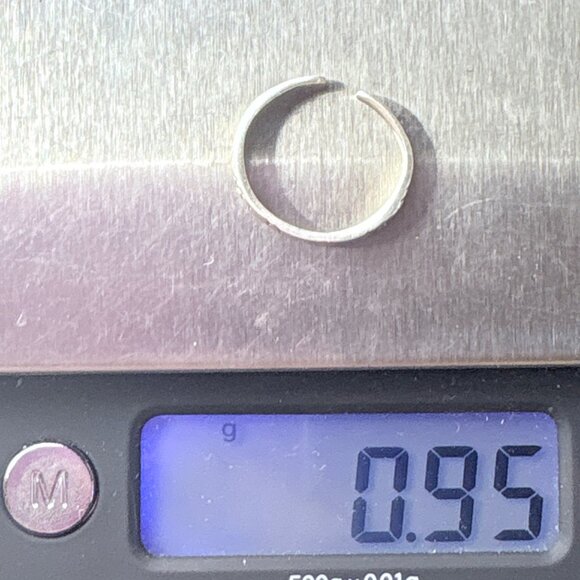 VTG Solid Sterling Silver 925 Etched Scroll Floral Design Toe Ring Size 3.25 - Picture 8 of 8